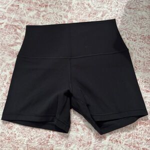 Lululemon Women's Black High-Waisted Shorts